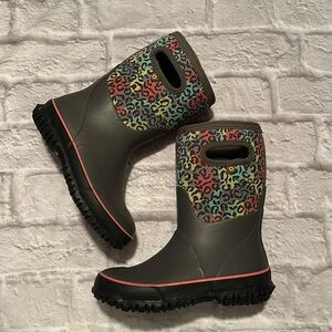 BOGS Bloom Grasp Leopard Print Girl Winter Snow Boots Size 2
